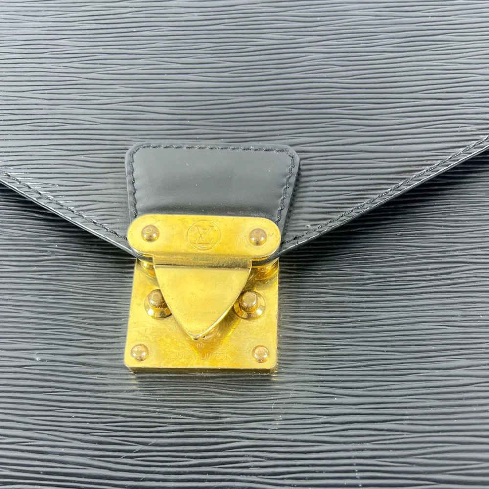 3040: Louis Vuitton Epi Serviette Fermoir Briefcase Black